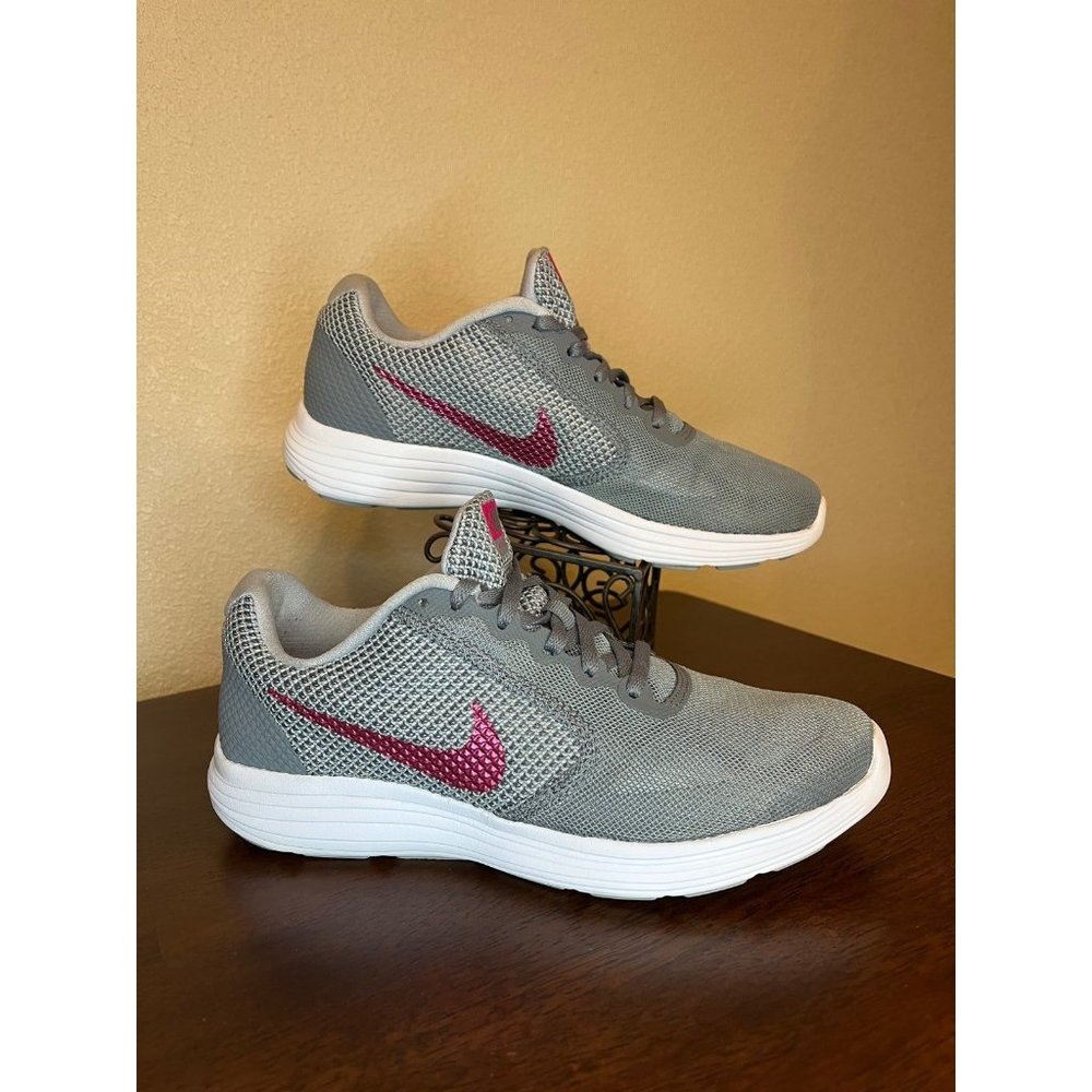Nike Revolution 3 Womens Running Shoes